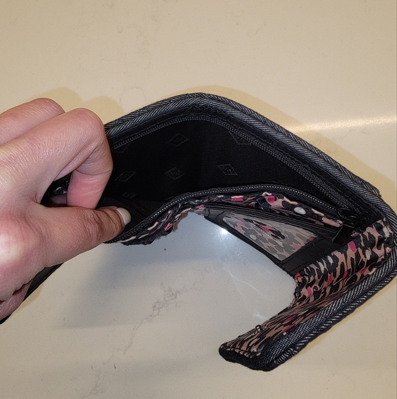 Vera Bradley Riley Dark Denim Quilted Zipper Wallet RFID Protection - Picture 7 of 9